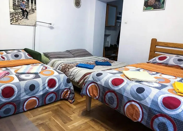 Sunny Apartment. 5 Minutes Walk From Main Sqare. קרקוב